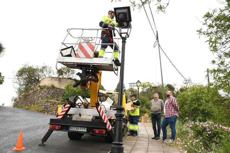 Cambio de luminarias/TA.